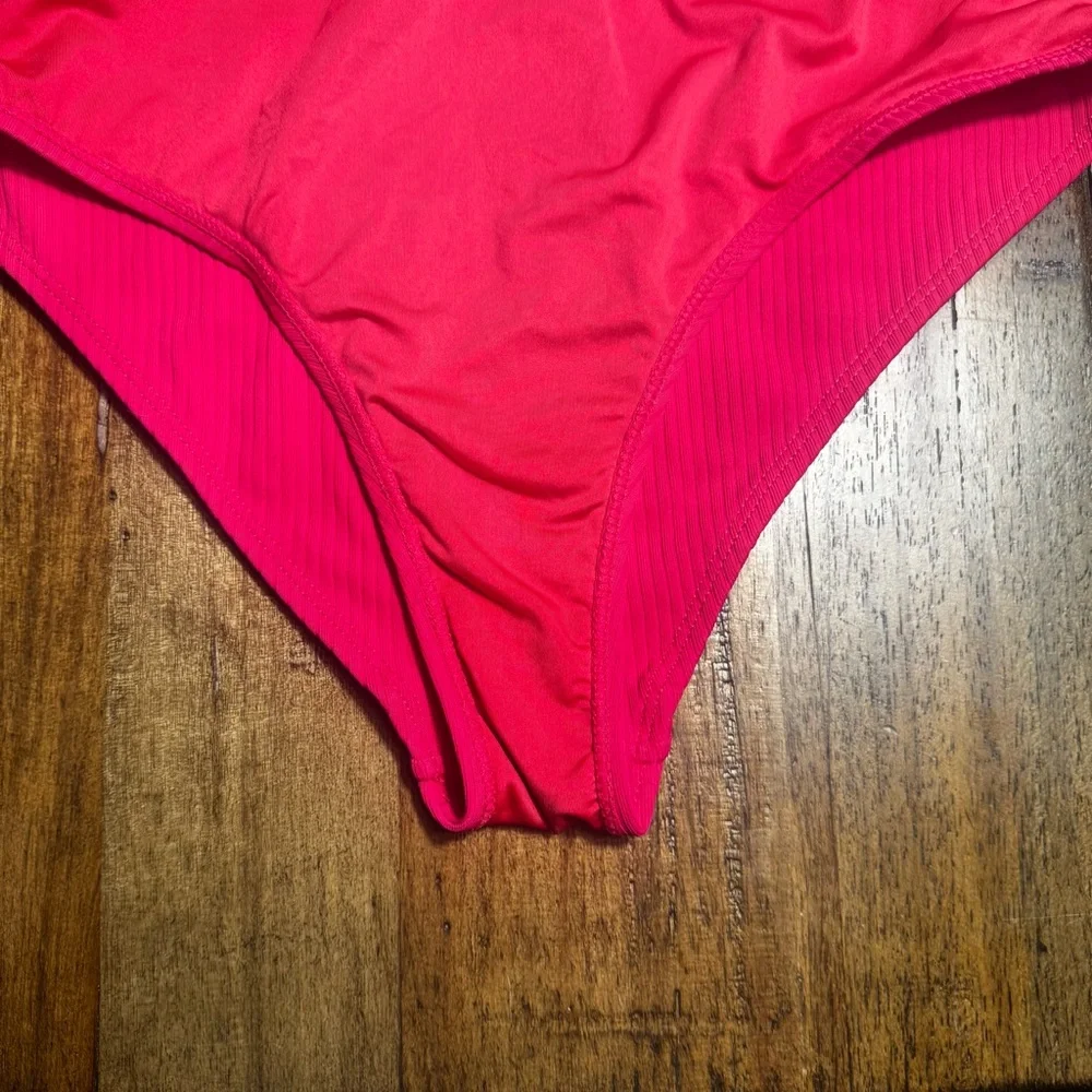 EUC Bongo Pink Ribbed Plunge Lace-Up One Piece‎ Swimsuit Size Large